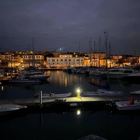 Valeria San Vincenzo Apartment エクステリア 写真