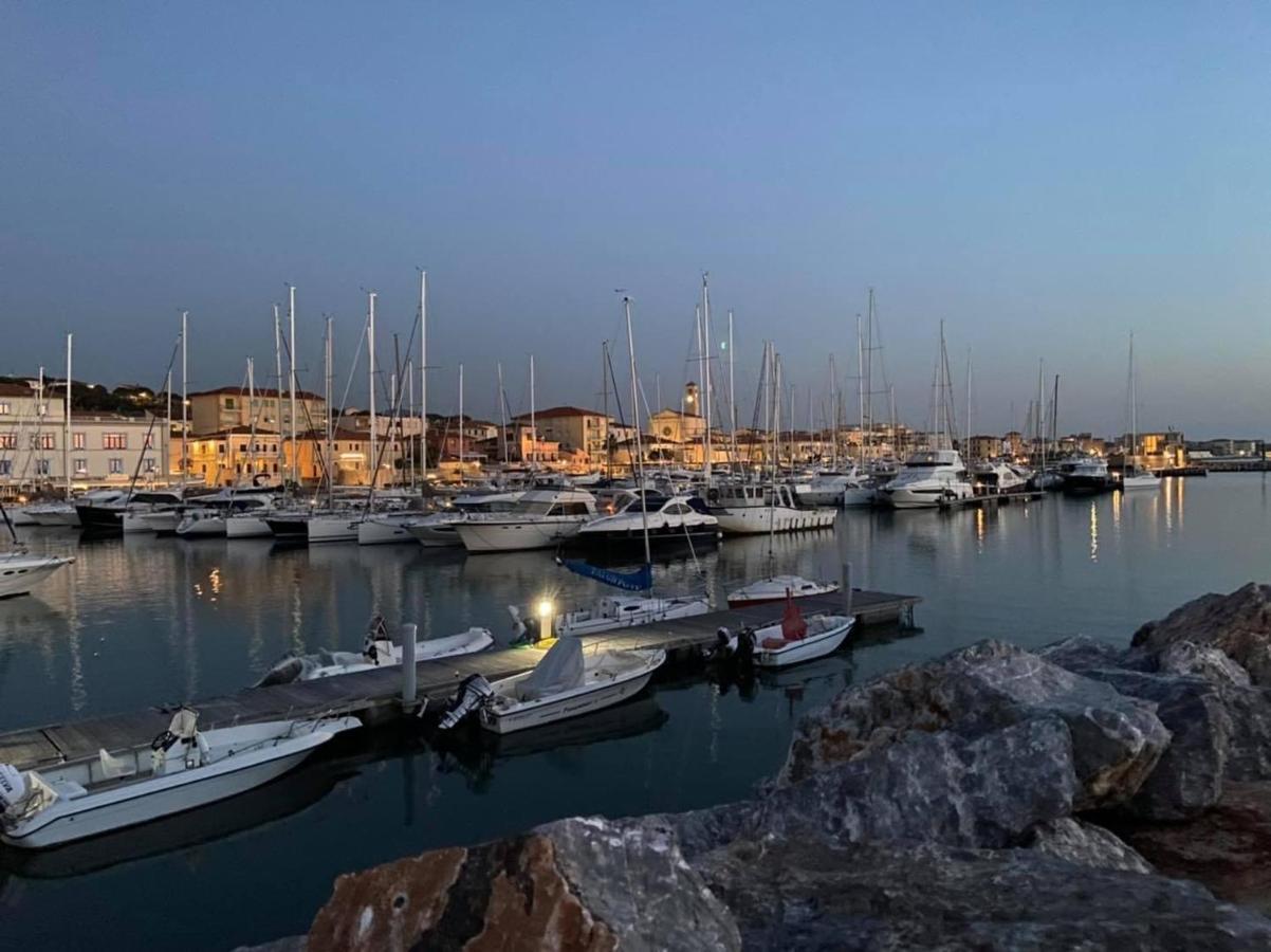 Valeria San Vincenzo Apartment エクステリア 写真